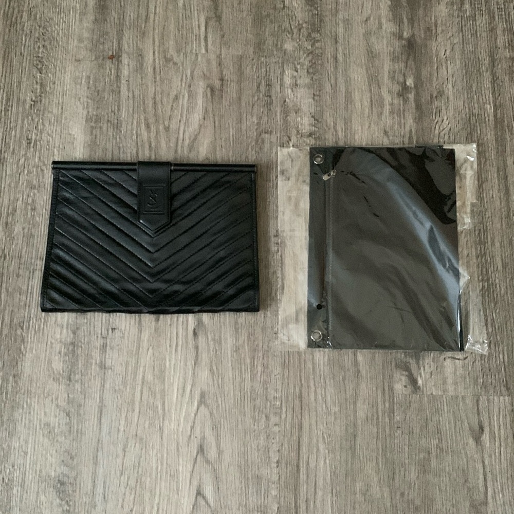 Black clutch USED